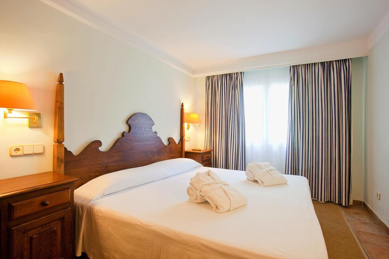 Hotel Cala Sant Vicenc - Adults Only Cala de Sant Vicenc Exterior foto