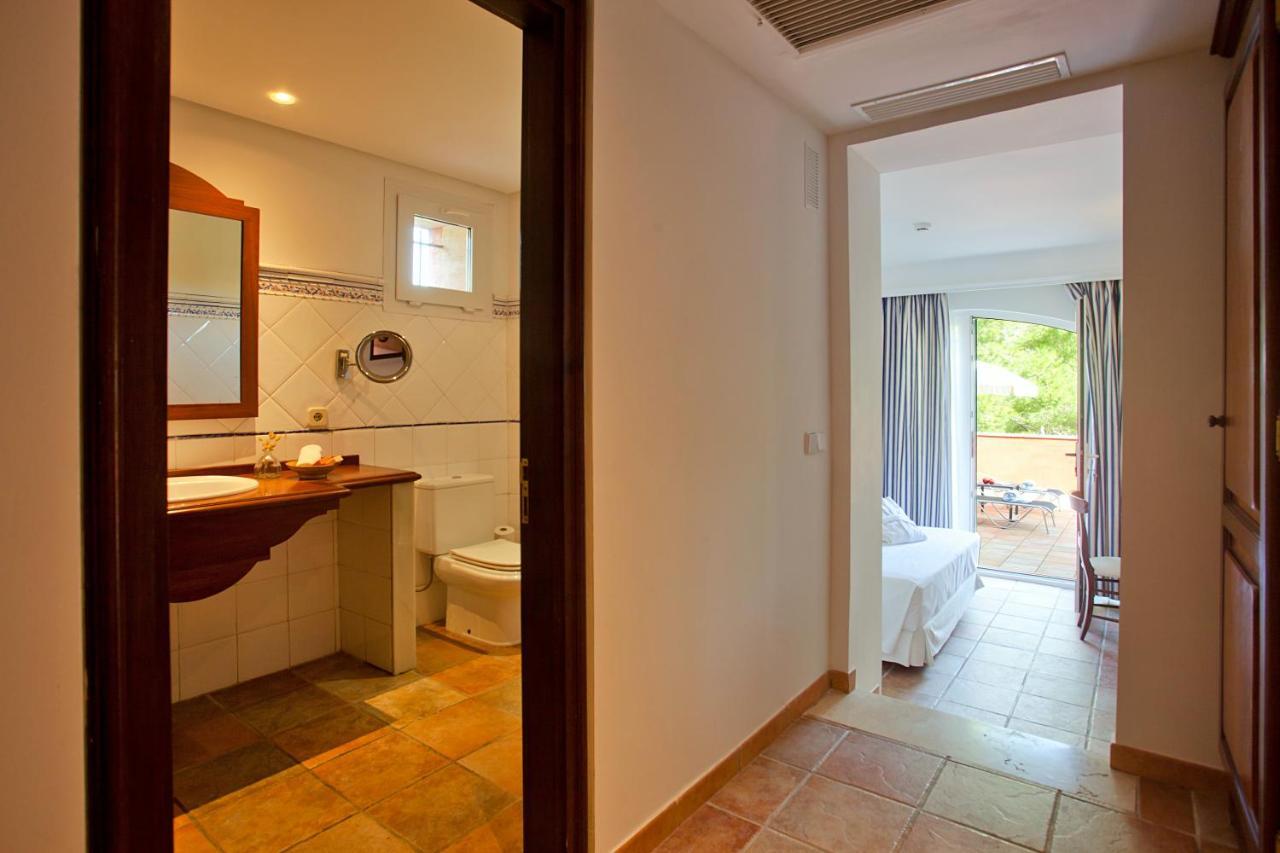 Hotel Cala Sant Vicenc - Adults Only Cala de Sant Vicenc Exterior foto