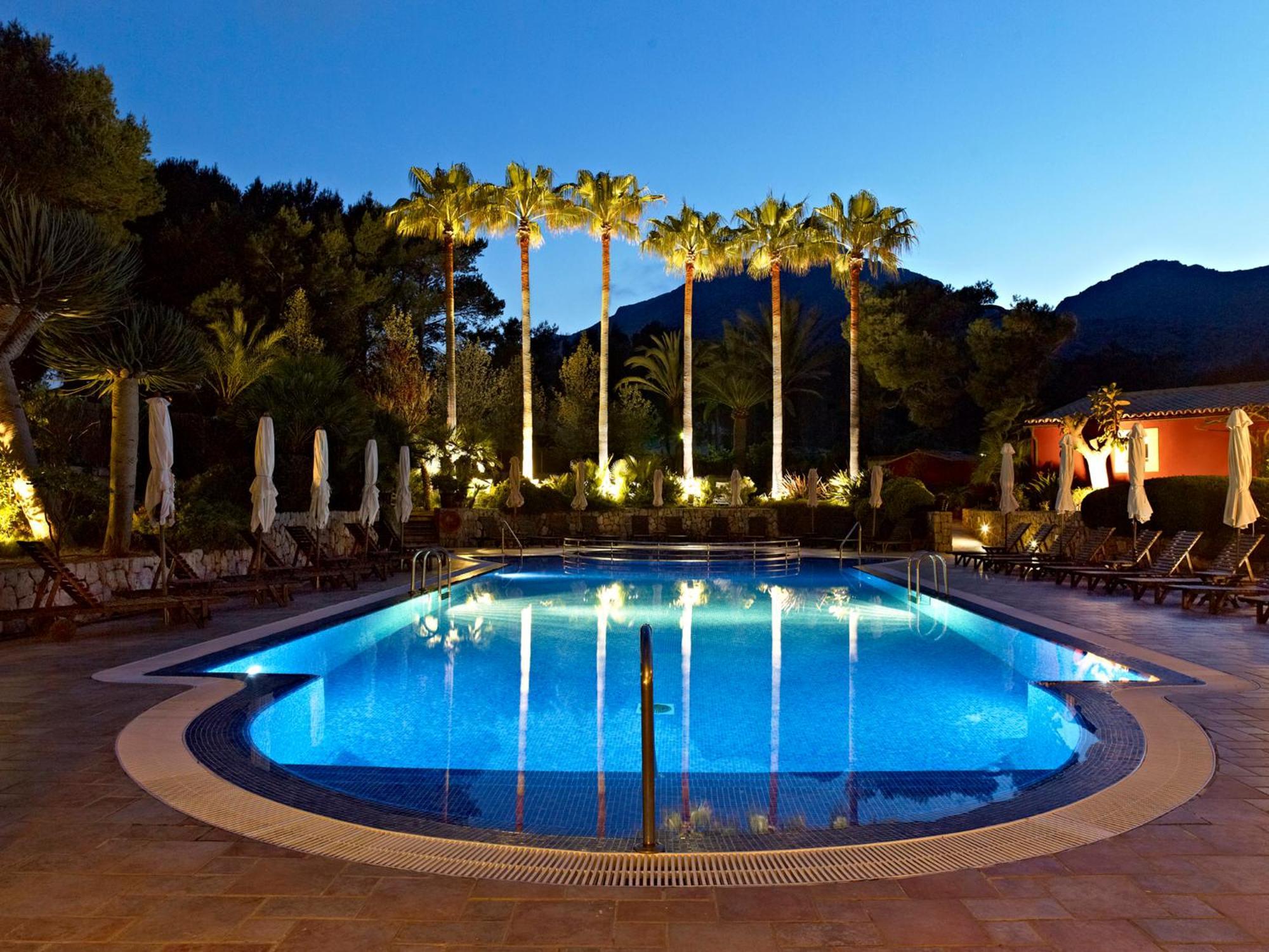 Hotel Cala Sant Vicenc - Adults Only Cala de Sant Vicenc Exterior foto
