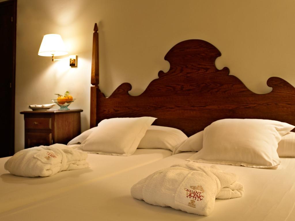Hotel Cala Sant Vicenc - Adults Only Cala de Sant Vicenc Exterior foto
